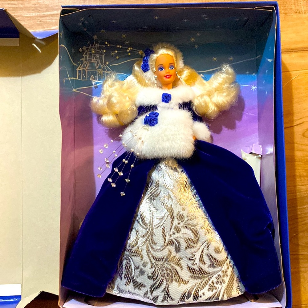 SOLD! ❄️ Winter Princess Barbie ❄️ Limited Edition Collector Doll❄️ 1993❄️ 10655